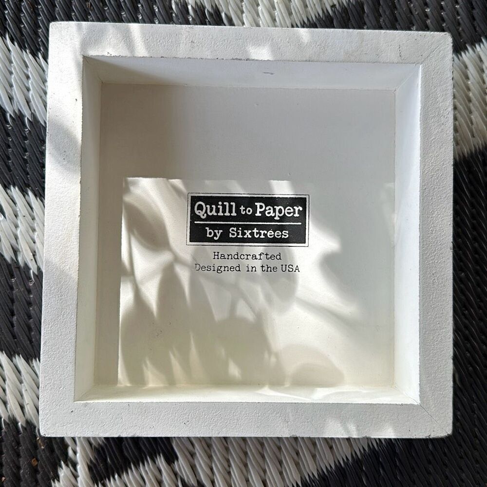 Three little words pray trust wait wooden sign - Picture 3 of 3